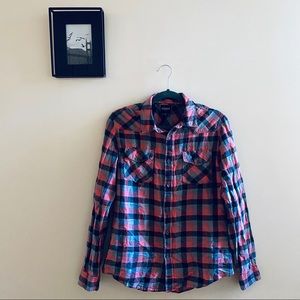 GUESS | Red and black checkered button up tee